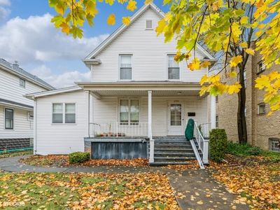 6730 N Oxford Ave, Chicago, IL, 60631