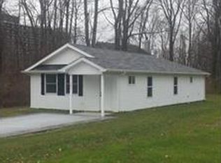 305 Buckeye Dr, Sheffield Lake, OH 44054