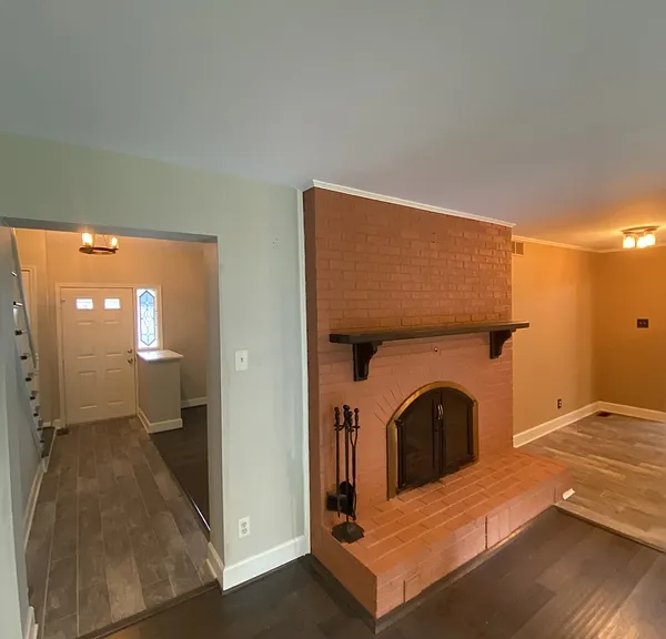 10012 Galahad Ct — Photo 5