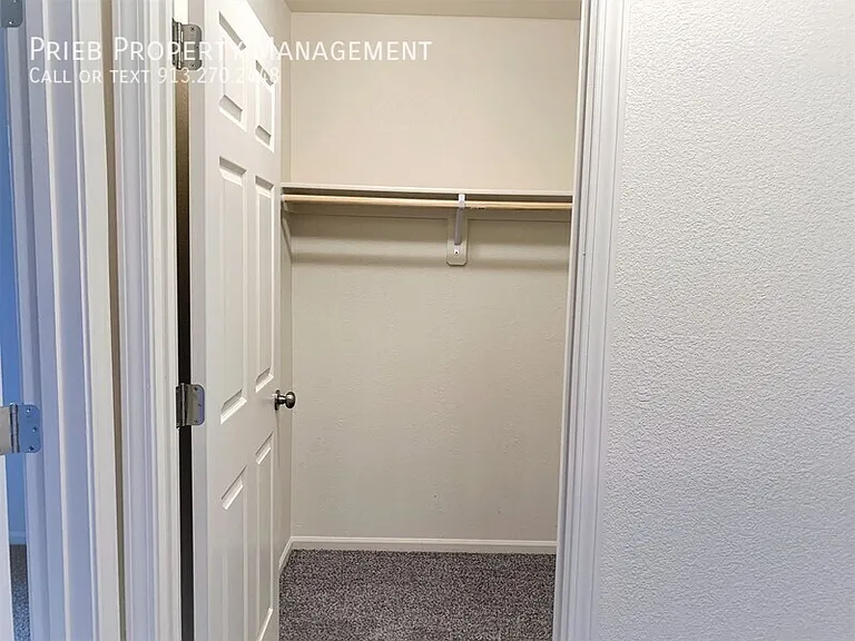 21652 W 126th Ter #21 — Photo 18
