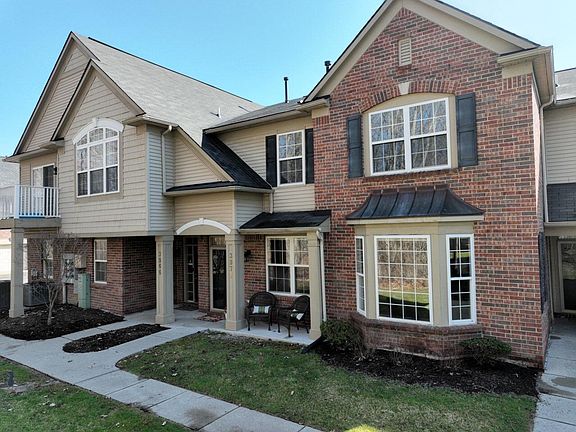 4th image of 3974 Norwich Dr