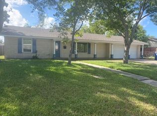 1811 Jackson St, Port Lavaca, TX 77979