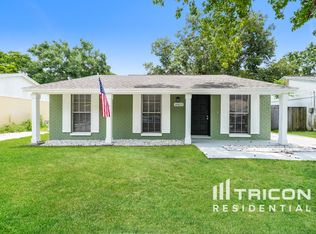 16015 Splitlog Dr, Tampa, FL 33618