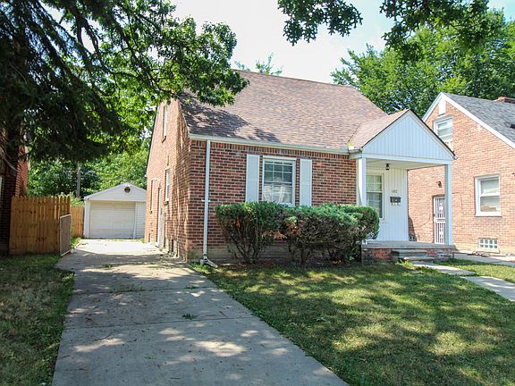 3rd image of 6165 Farmbrook St