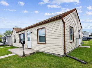 26391 Academy St, Roseville, MI 48066