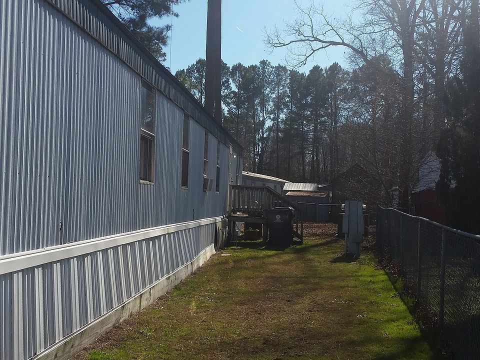 2nd image of 1161 Nansemond Pkwy Trlr 116