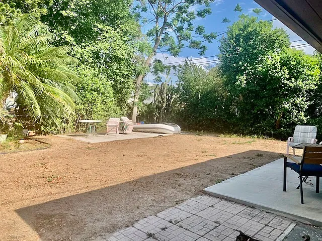 1219 Aloha Ln — Photo 18