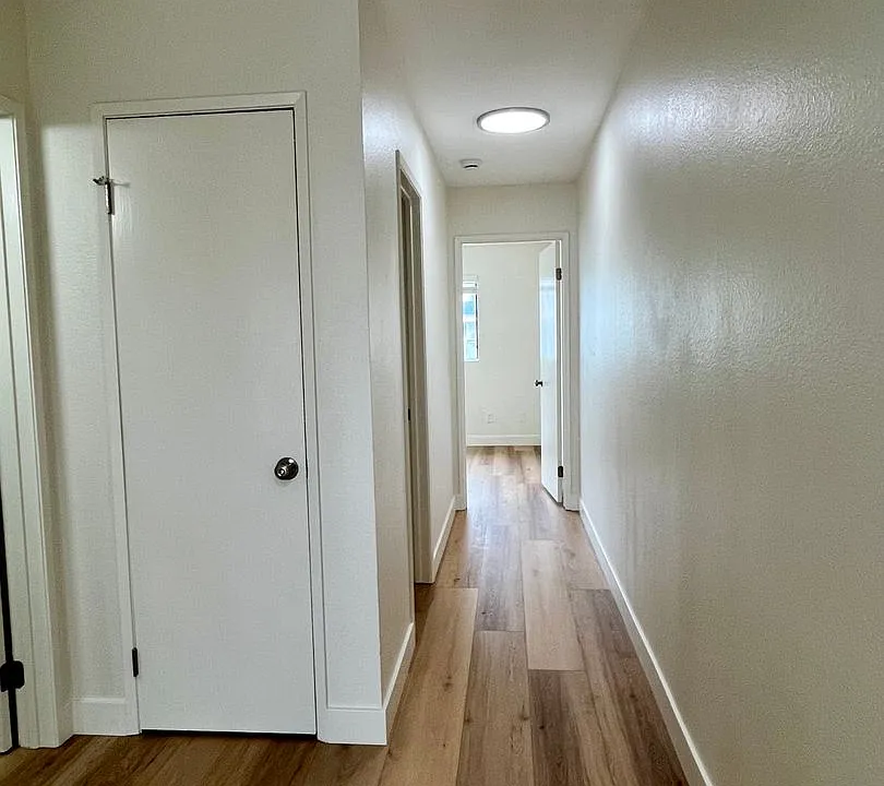 5104-5112 Cape May Ave #5106