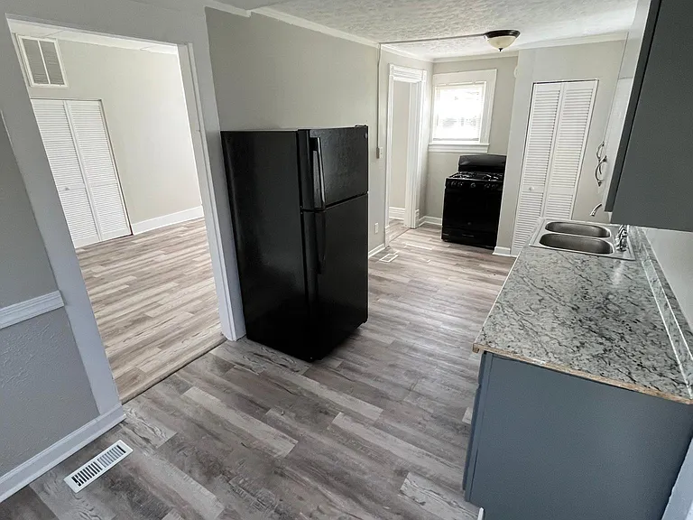 3708 Taylor Blvd — Photo 2