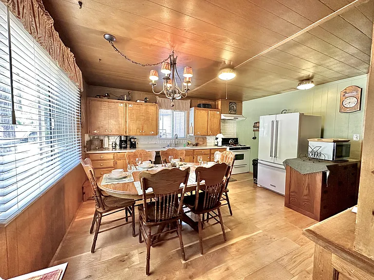 39964 Lakeview Dr — Photo 15