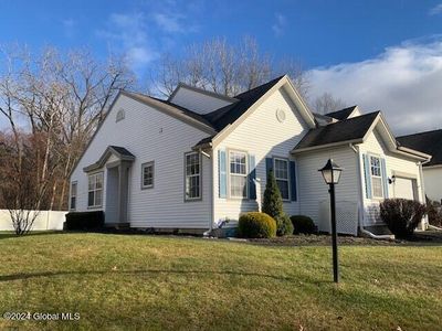 43 Empire Circle, Rensselaer, NY, 12144