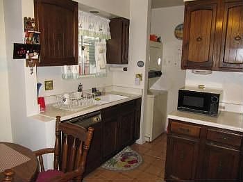 3rd image of 1717 N Buena Vista St