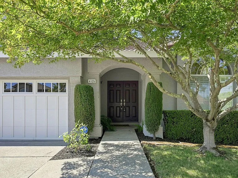 4125 Fireside Ct — Photo 2