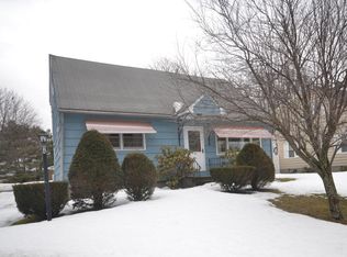 94 Acorn St, Pittsfield, MA 01201