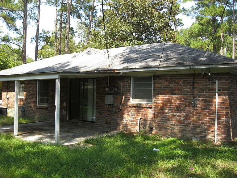 12517 Kingwood Dr — Photo 2