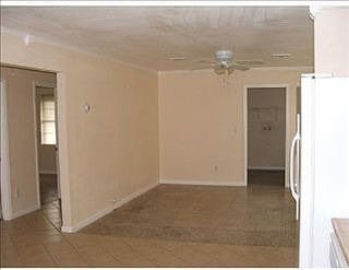 4th image of 3010 Fenelon St