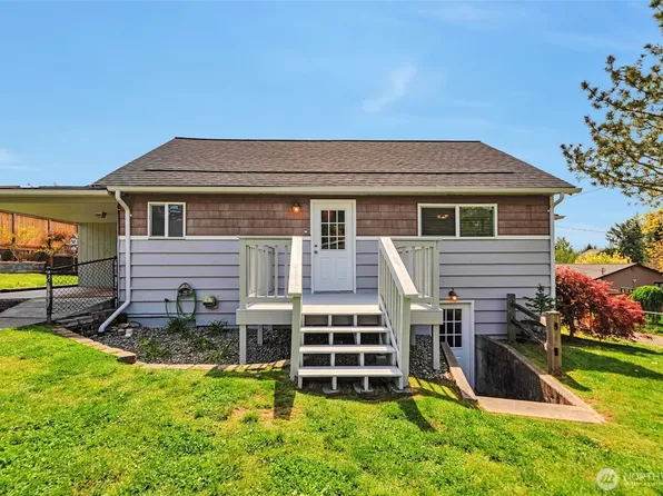 32030 Morgan Drive, Black Diamond, WA 98010