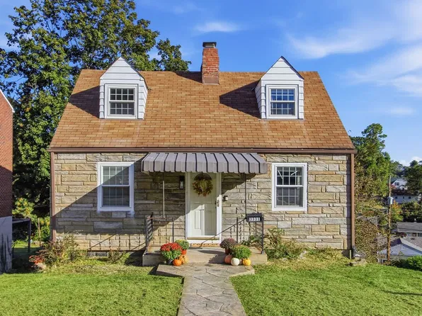 3331 Wallace Dr, Pittsburgh, PA 15227