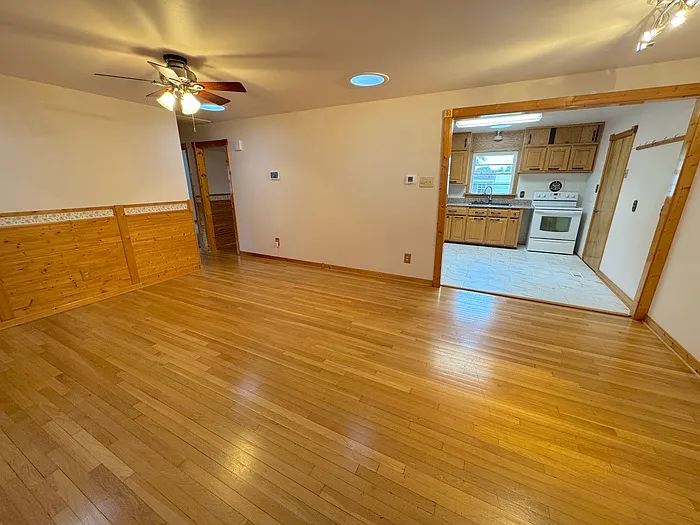 5007 Hazelwood Rd — Photo 4