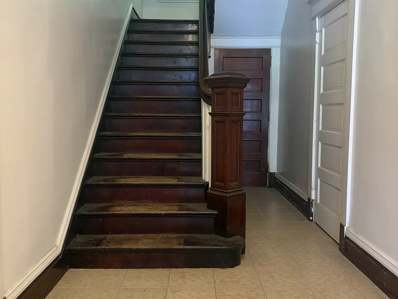 2 bed, 1000 sqft, $1,100 — Photo 2