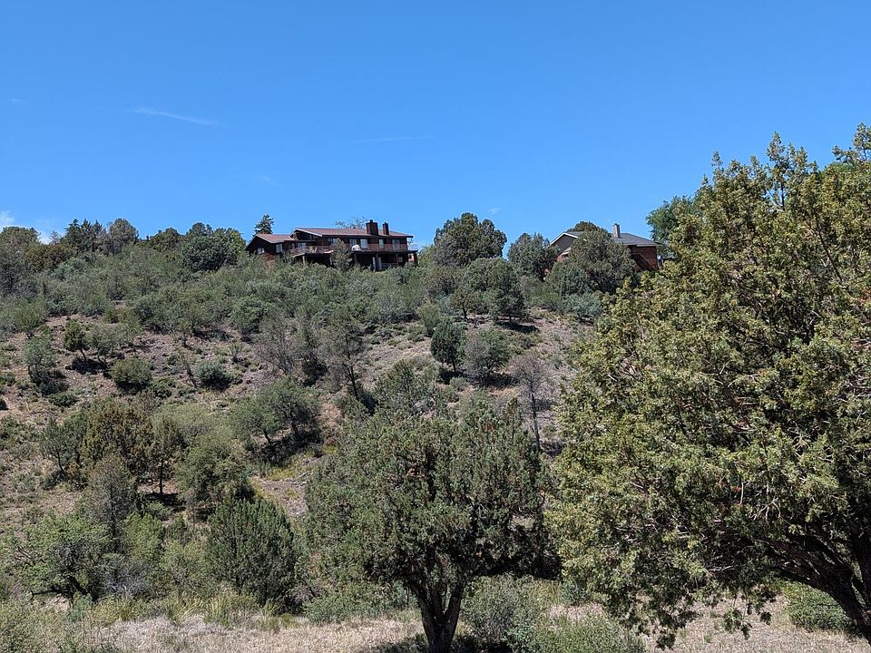 1st image of 330 Newport Dr