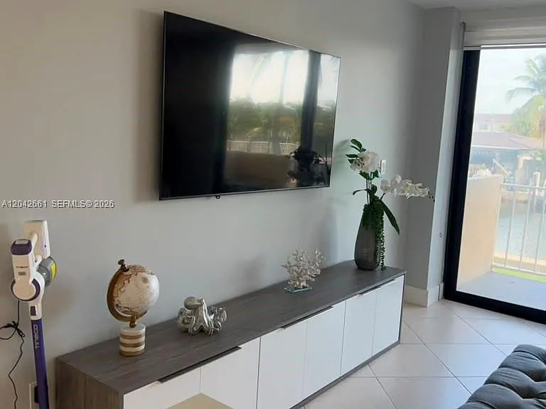 2350 NE 135th St #209 — Photo 10