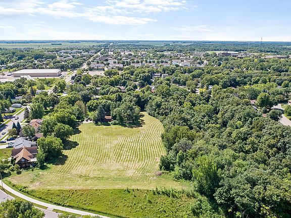 3rd image of Woodridge