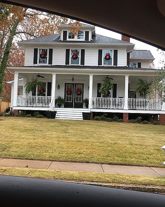 2nd image of 1495 S Milledge Ave