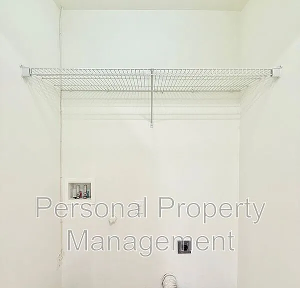 855 NW Ivy St — Photo 11