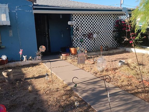 3rd image of 1808 E INDIANOLA Avenue