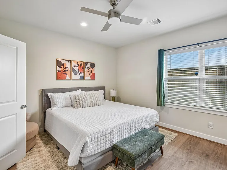 6314 Chelsea Falls Ln — Photo 8