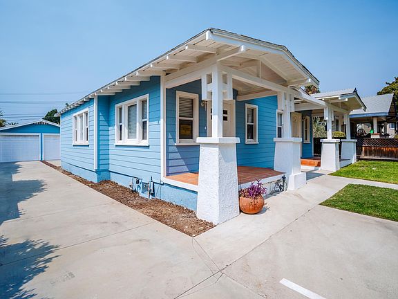 3rd image of 1131 N Sierra Bonita Ave