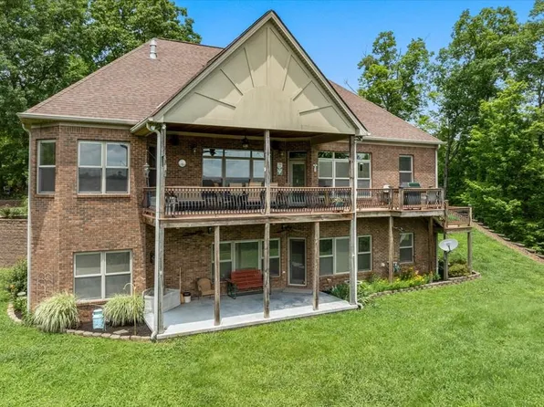 139 Trails End Ln, Albany, KY 42602