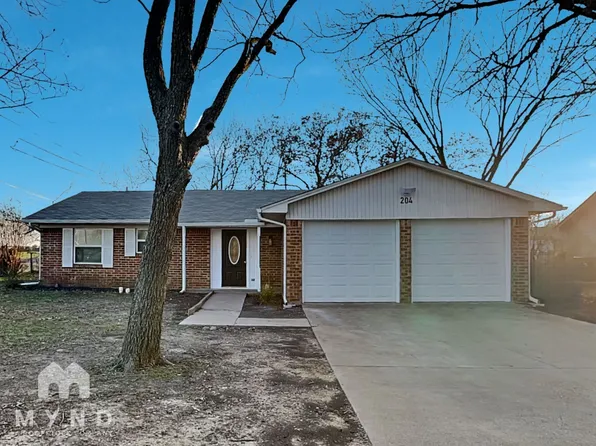 204 E Avenue C, Waxahachie, TX 75165