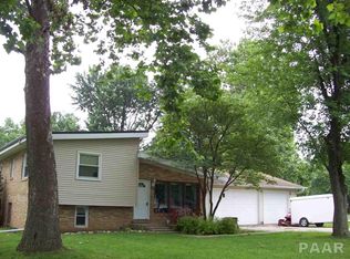 190 Gunion Ave, Pekin, IL