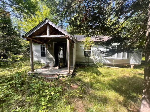 99 Stone Ridge Road, Garland, ME 04939