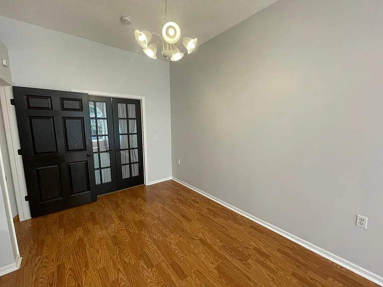 1364 Conservatory Ct — Photo 46