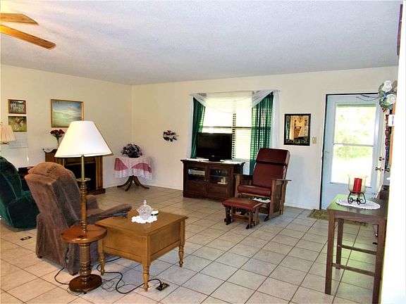 4th image of 3945 County Road 4107