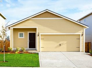 1001 Bear Creek Dr, Molalla, OR 97038