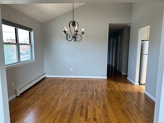 3rd image of 603 E Park Ave