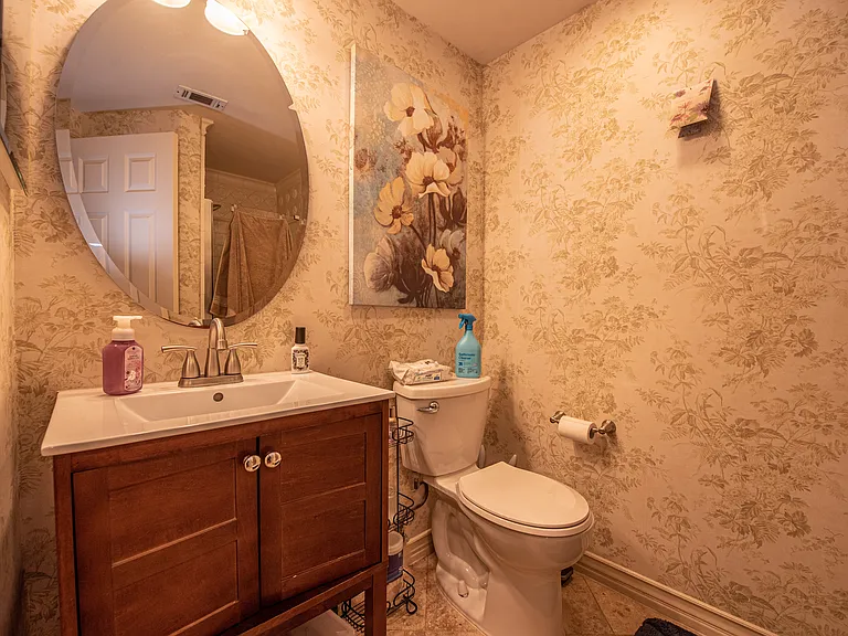 9774 Fox Valley Ct — Photo 31