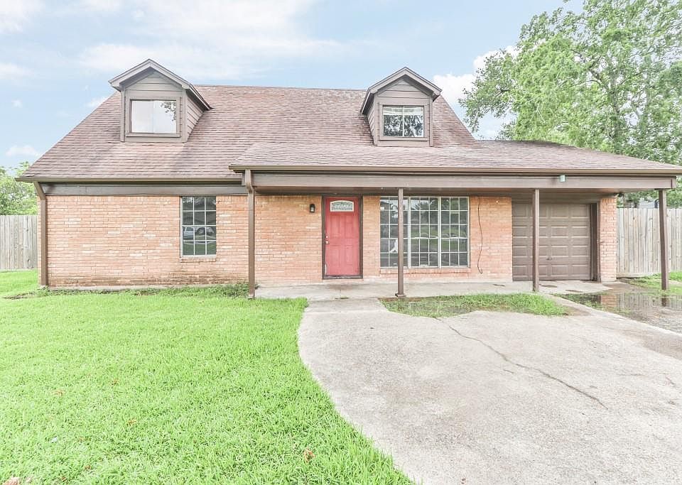 1st image of 420 N Shady Ln