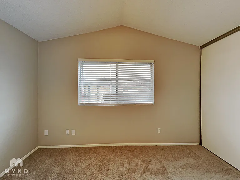 7417 Shadow Bend Dr — Photo 7