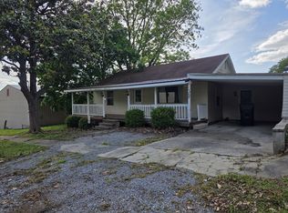 147 S McHenry St, Equality, IL 62934