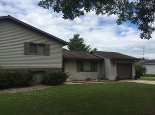 305 Sherri Dr, Sparta, WI 54656