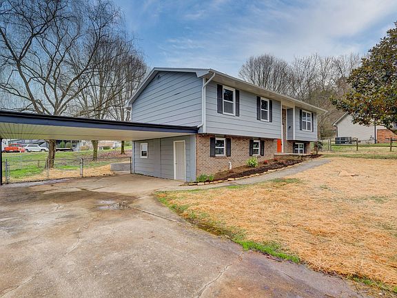 4th image of 6404 Chevas Cir