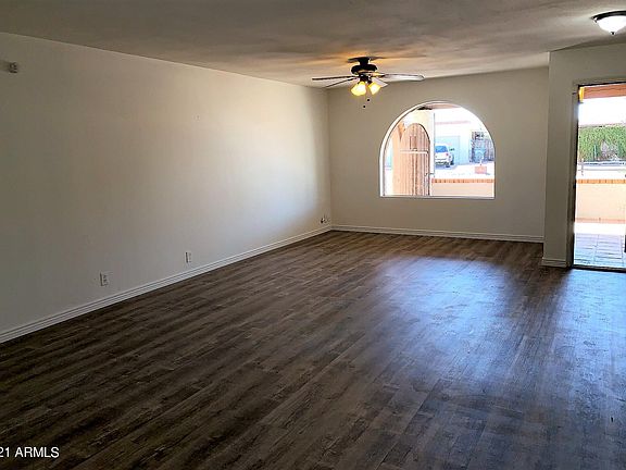 5th image of 3608 W Danbury Dr