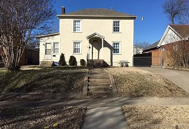 3 bed, 1.0 bath, 900 sqft, $1,275 — Photo 1