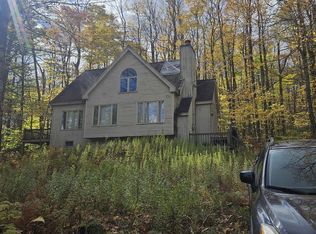 52 Colonial Ridge Rd, West Dover, VT 05356