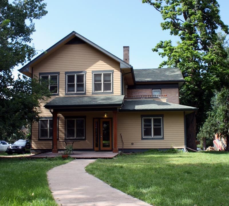 Back entrance from parking area (prior to recent exterior painting)